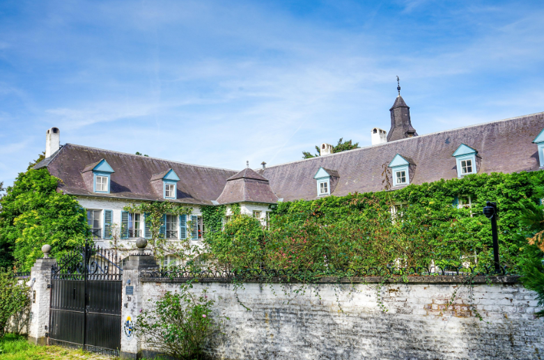 Vignoble du Château de Bousval, Genappe, Belgium